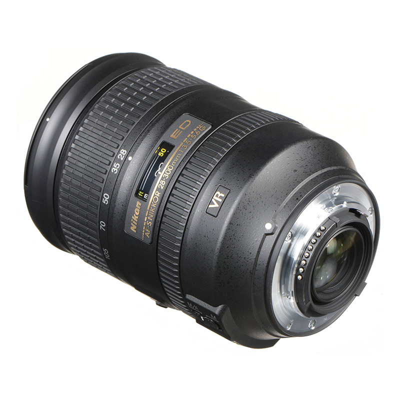 isocam-Nikon-Lense-28-300mm-f3.5-5.6-2
