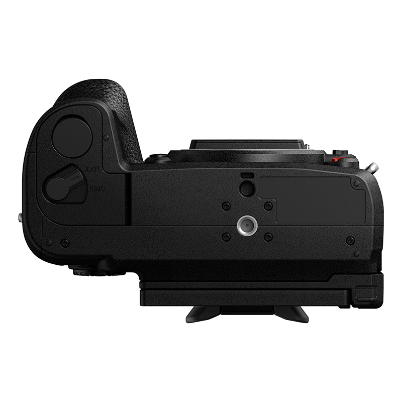 isocam-Panasonic-Lumix-GH6-Mirrorless-Camera-2
