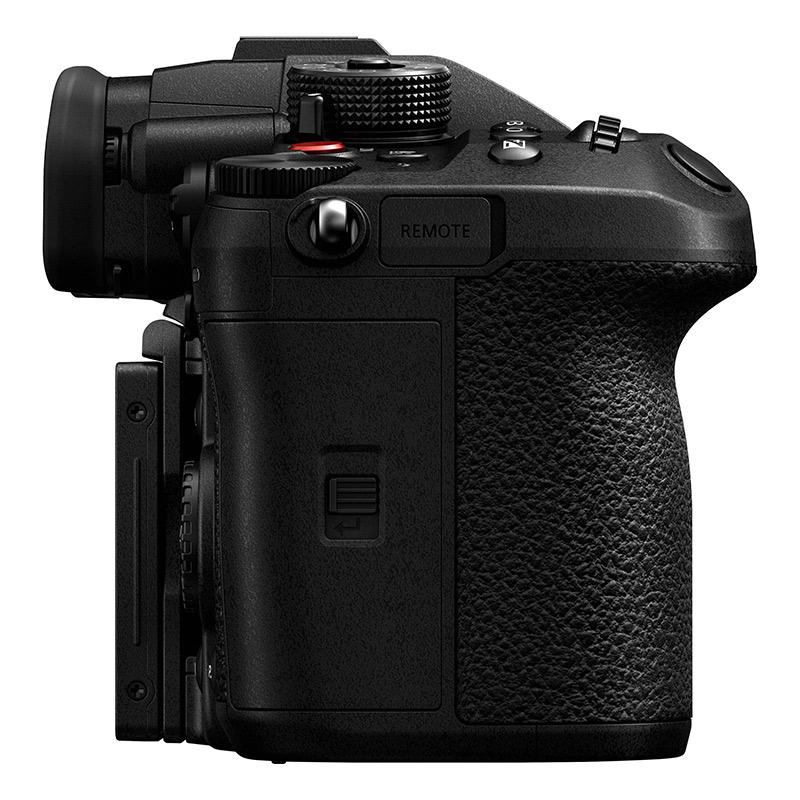 isocam-Panasonic-Lumix-GH6-Mirrorless-Camera-4